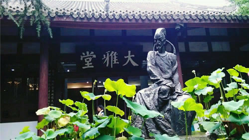 A Complete Guide to Visiting Du Fu Thatched Cottage in Chengdu