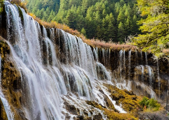 Nuorilang Waterfall.png Nuorilang Waterfall.png