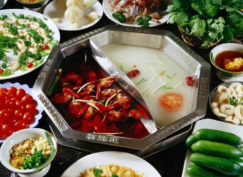 yin-yang-hotpot-01