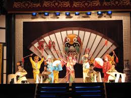 Sichuan-Opera-and-Face-Changing-Performance Sichuan-Opera-and-Face-Changing-Performance
