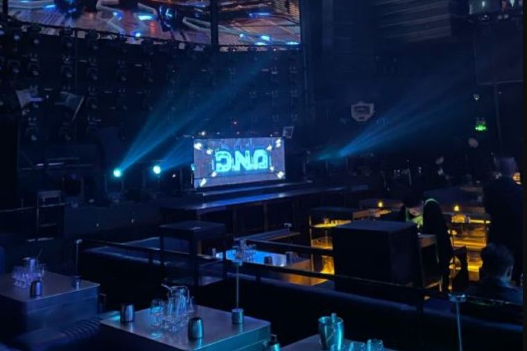 CLUB-DNA-01