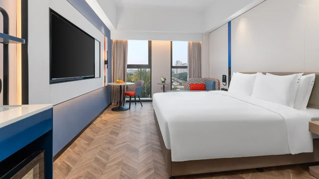 Holiday-Inn-Express-Chengdu-Shuangliu-Airport-01