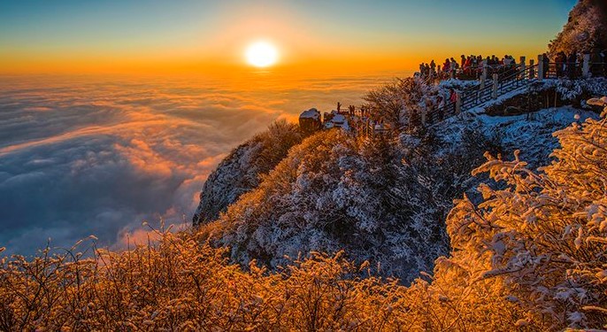 Sunrise-on-Emei-Mountain Sunrise-on-Emei-Mountain