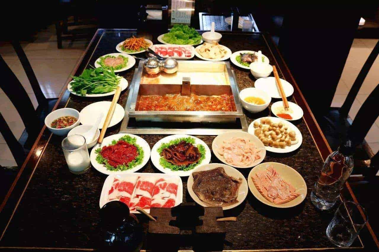 Huang-Cheng-Laoma-Hot-Pot-1