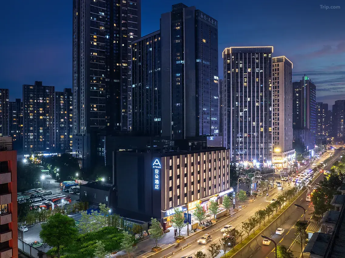 East-Street-Jiuyanqiao-Chengdu-Atour-Hotel